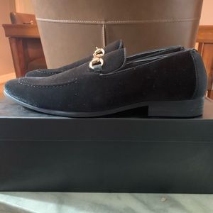 La Milano suede shoes size 8 $20